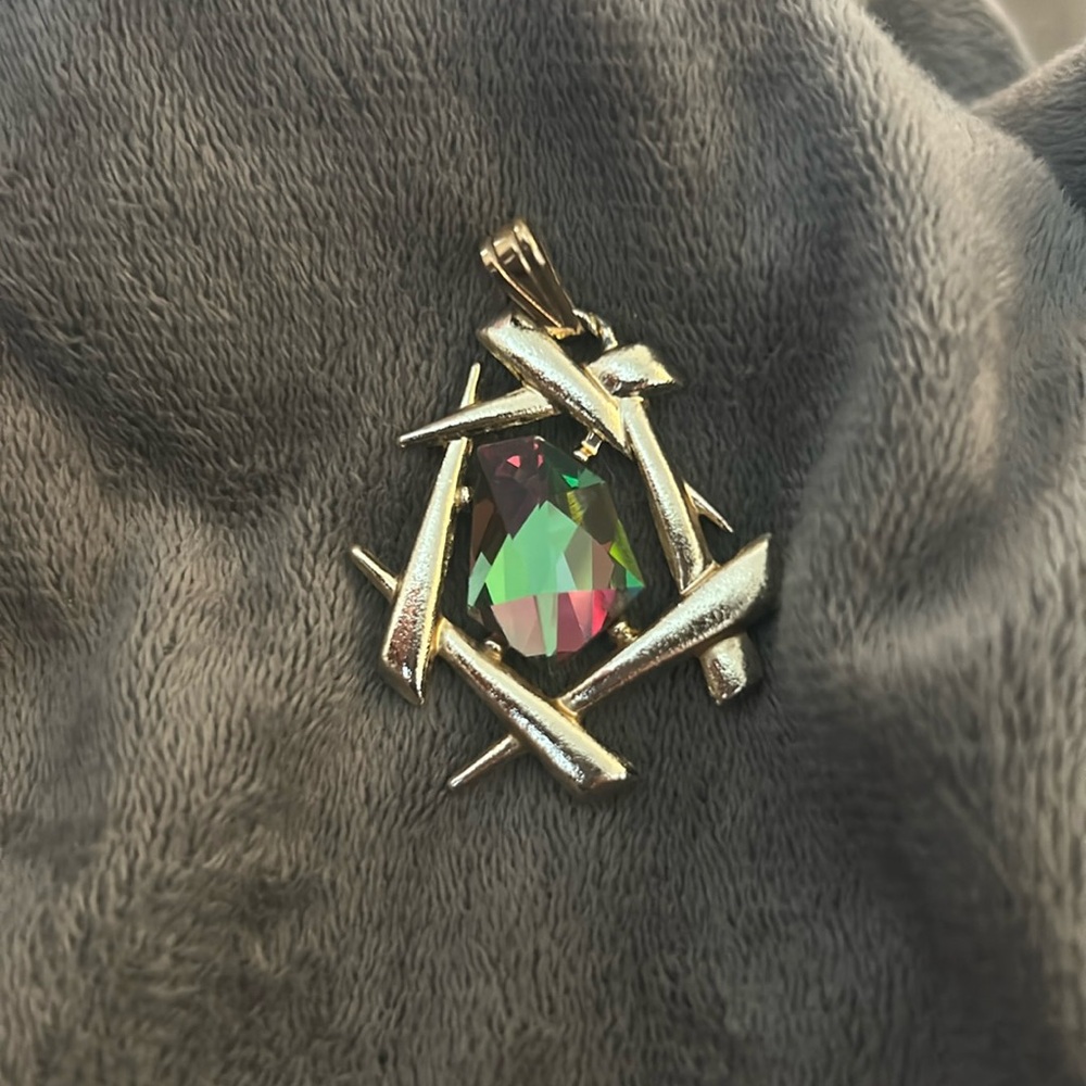 Vintage Sarah Coventry Watermaelon Chinese pendant